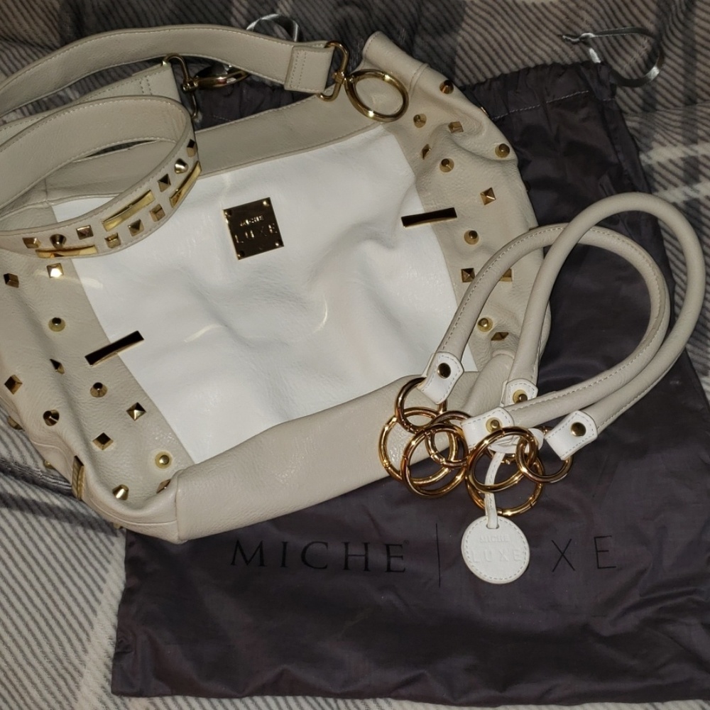 Michelle Demi Purse with 4 shells